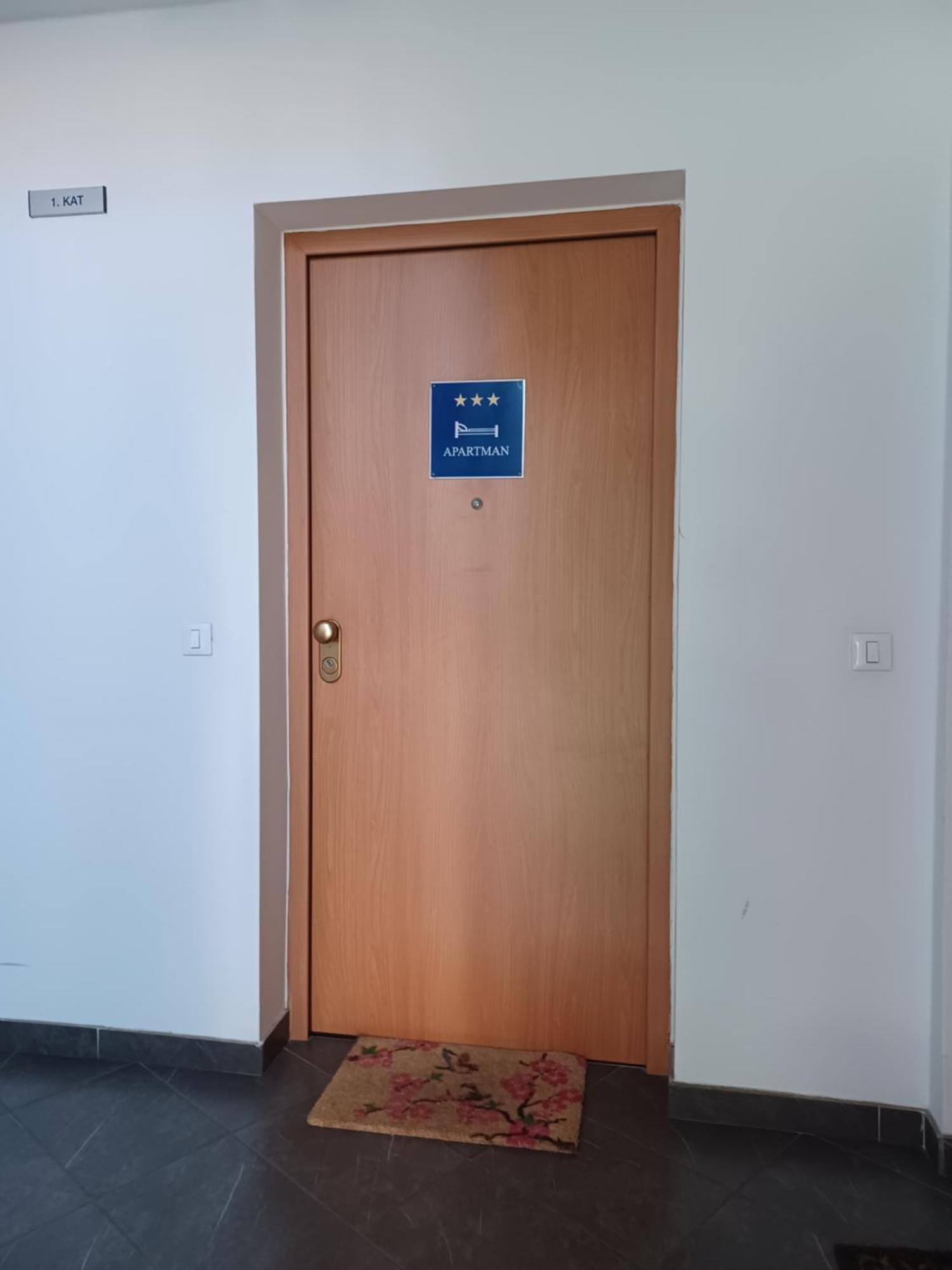 Well-Equipped Apartment With Free Parking Zagreb Buitenkant foto